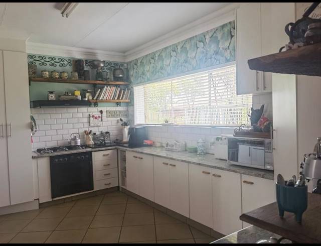 FARM FOR SALE IN VISCHKUIL